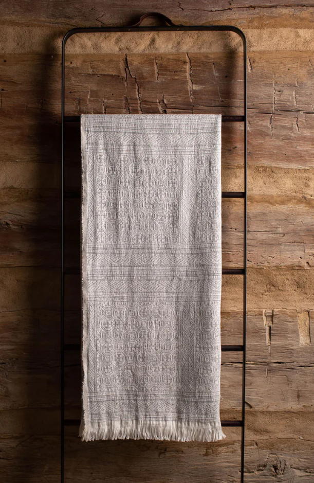 Oujda Throw 106" x 51"