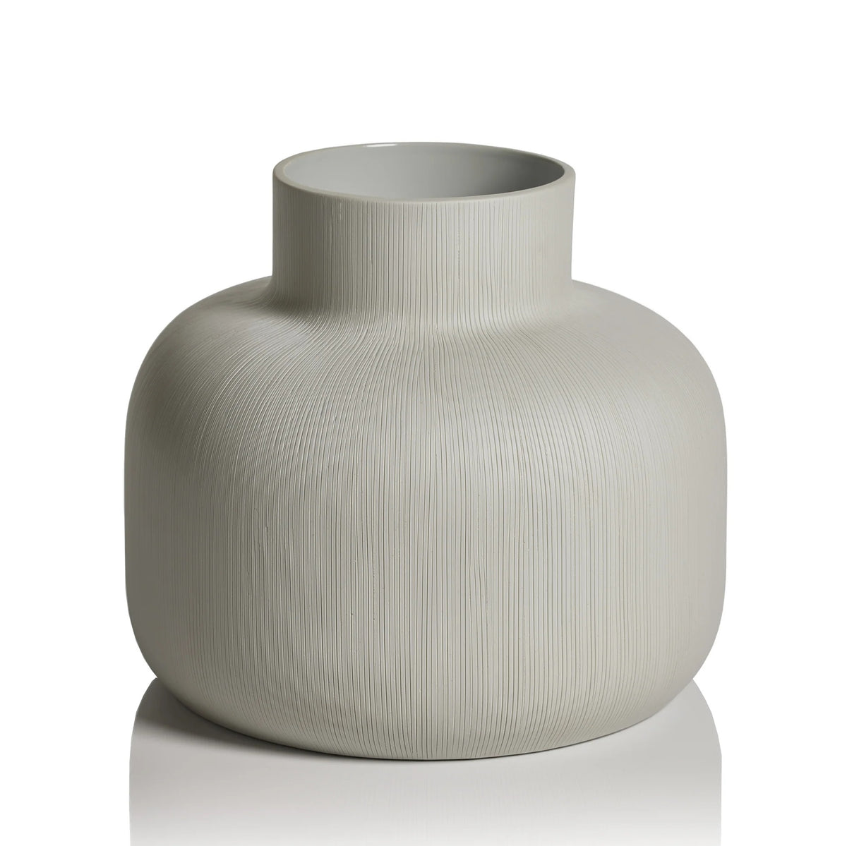 SUGI PORCELAIN VASE